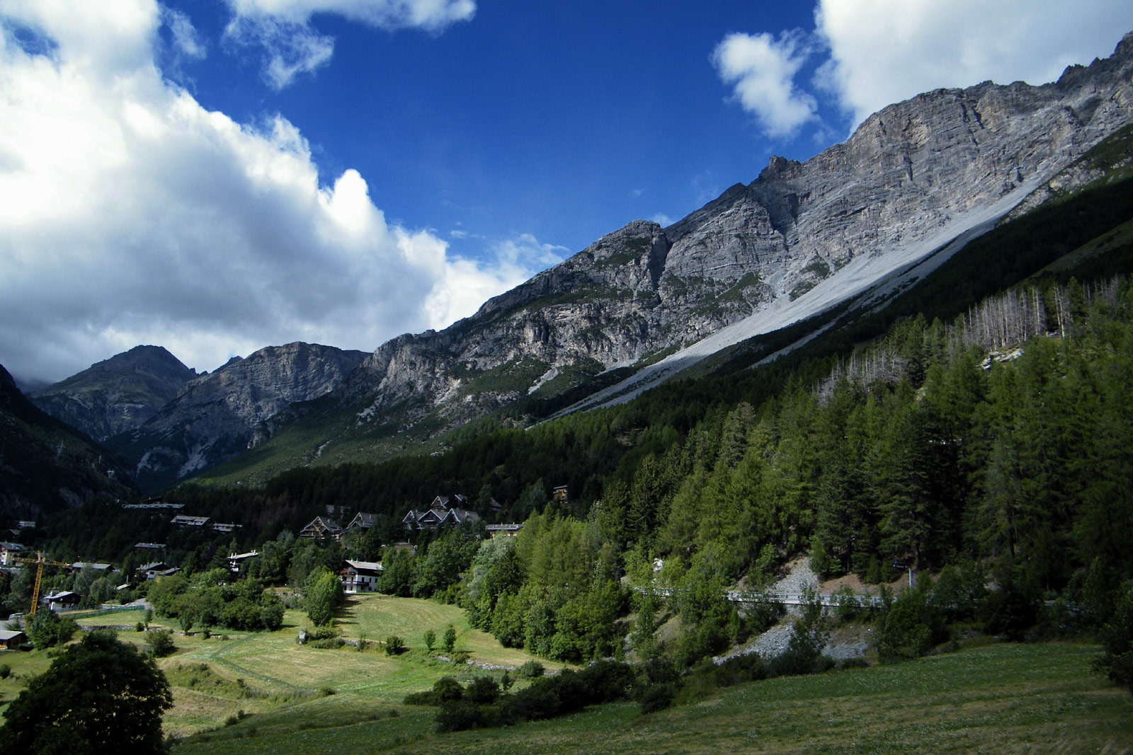Bormio (Photo license: CC BY-NC-SA 2.0)
